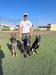 Búnker junto a sus nietas Danka y Tonka de Oquiman
