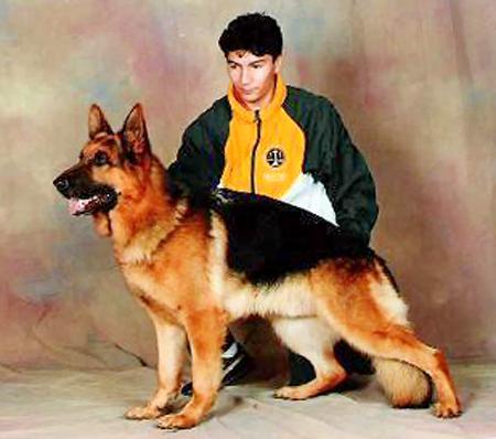 SIEGER (VA1 CHILE) Xambo Von Rutal